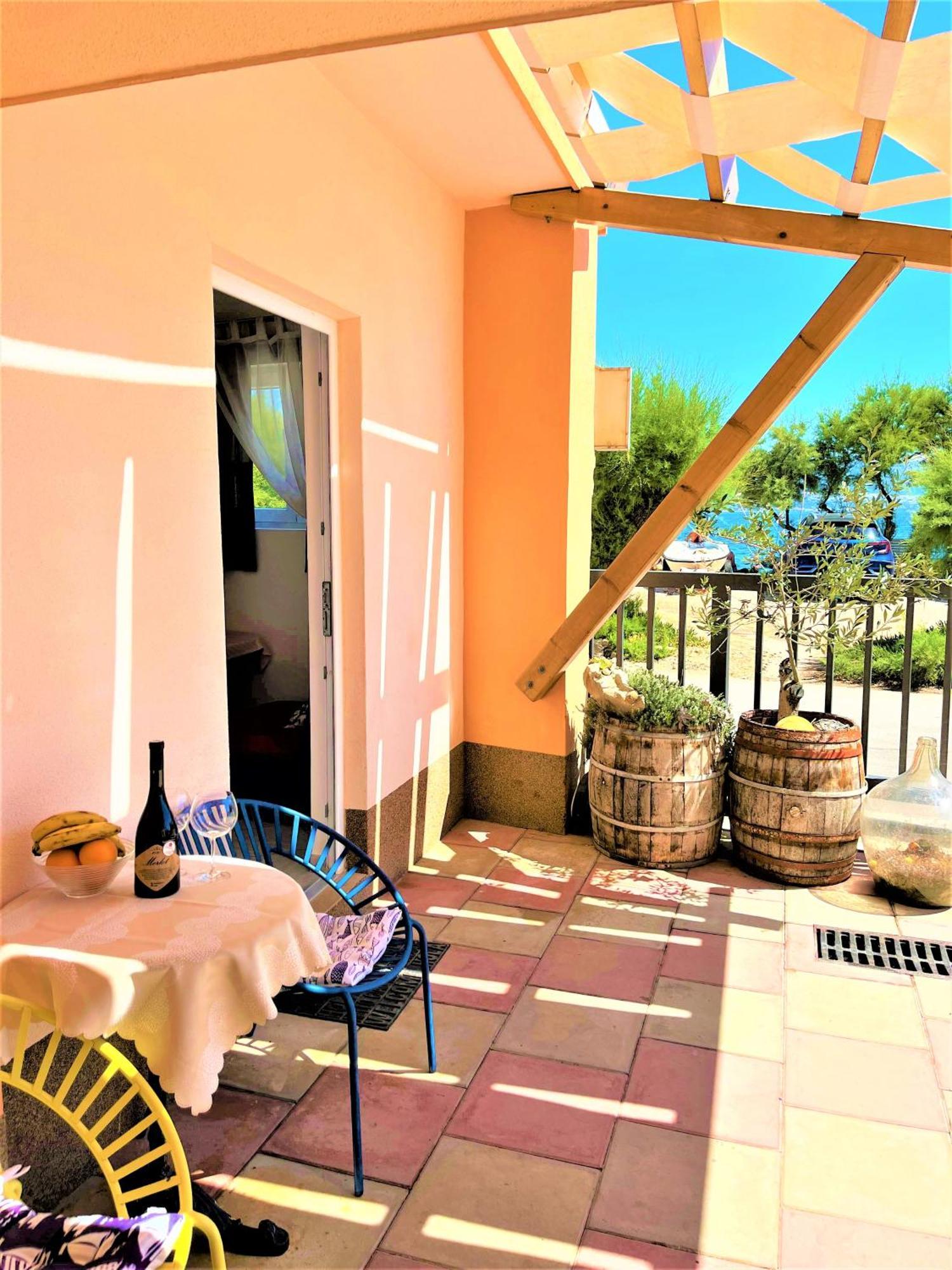 Marinovi Dvori Appartement Slatine Buitenkant foto