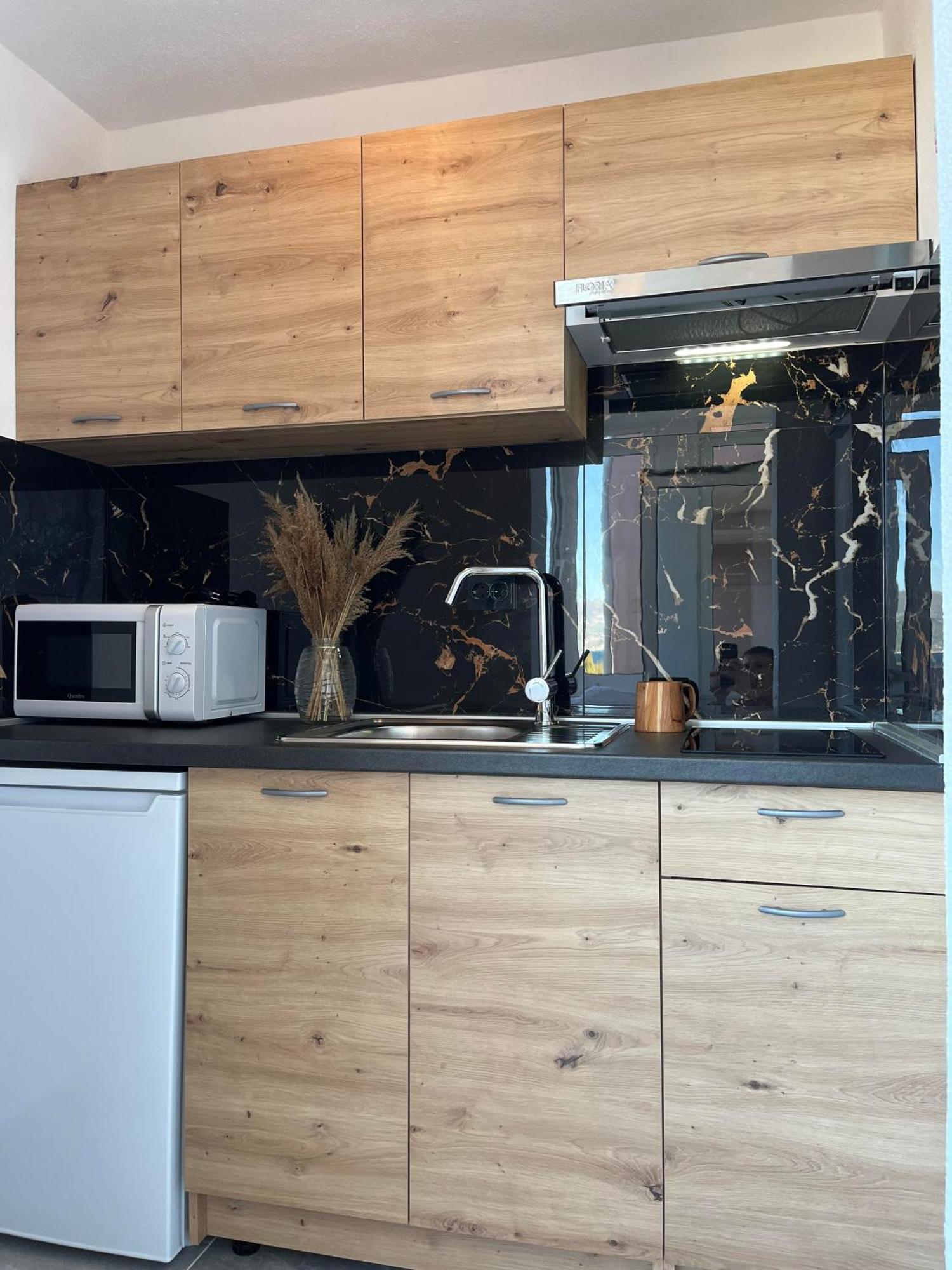 Marinovi Dvori Appartement Slatine Buitenkant foto