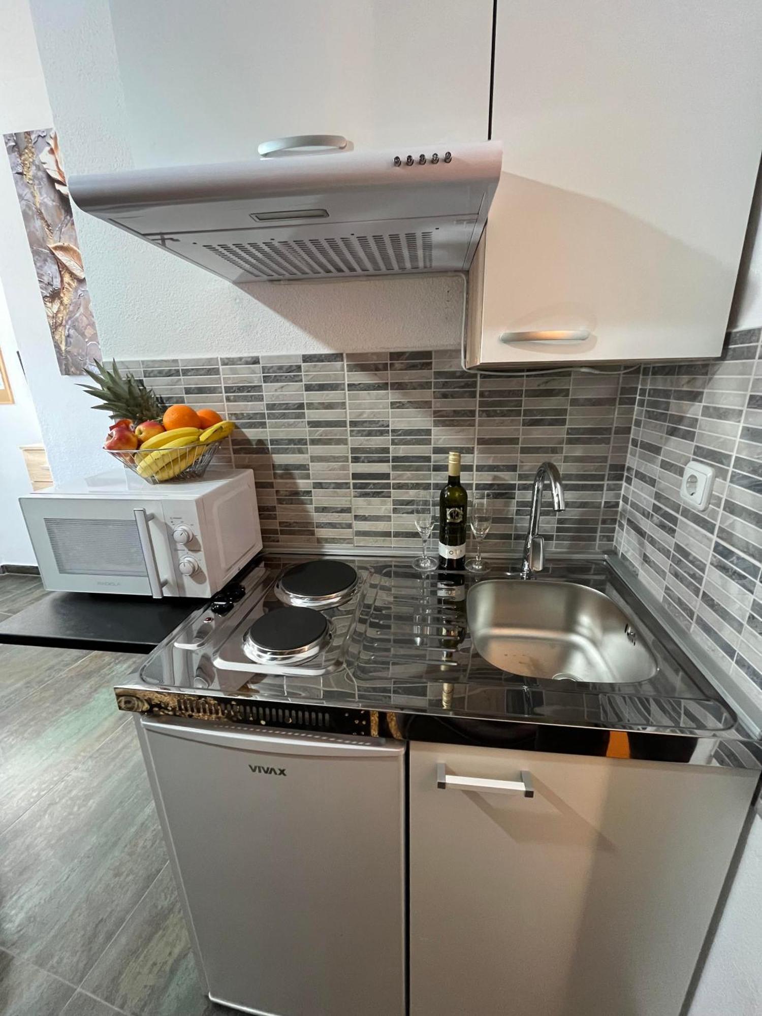 Marinovi Dvori Appartement Slatine Buitenkant foto